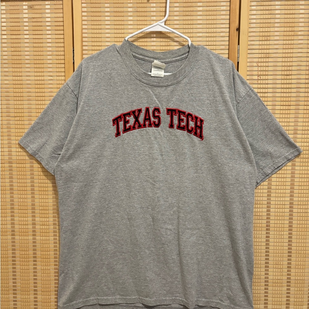 Gray Texas Tech T-Shirt XL Gildan Y2K Embroidered